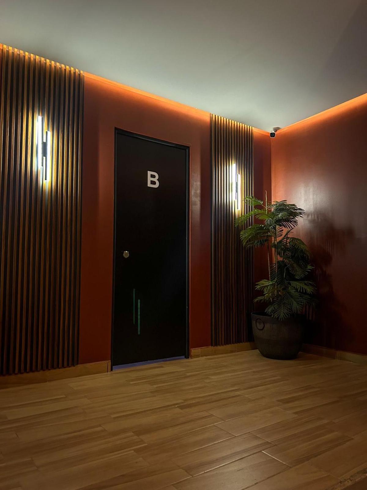 Spartacus Hostel Boutique For Men Puerto Vallarta Zewnętrze zdjęcie