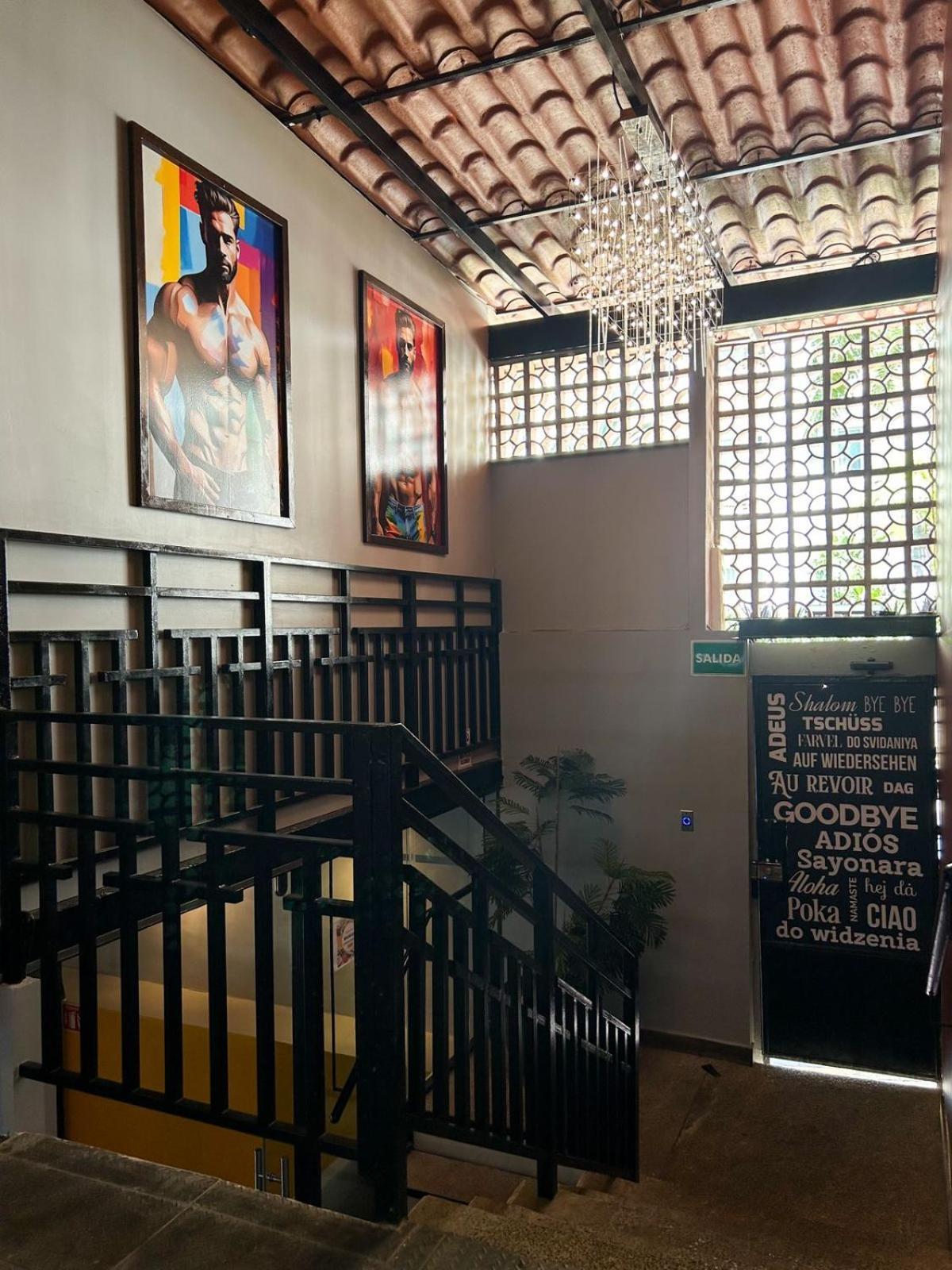Spartacus Hostel Boutique For Men Puerto Vallarta Zewnętrze zdjęcie