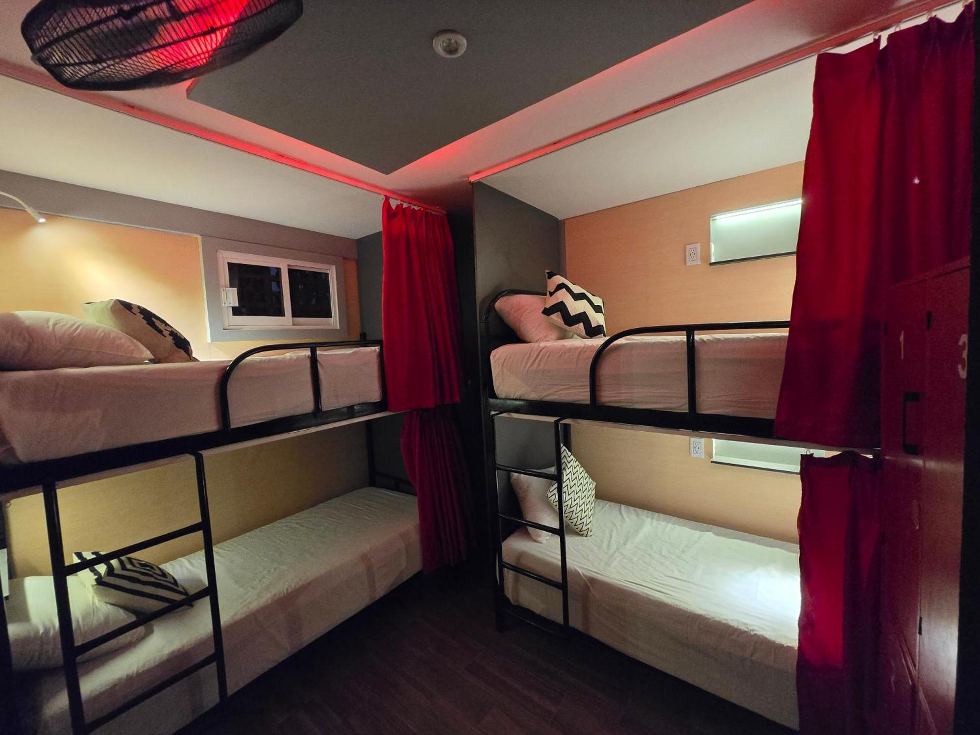 Spartacus Hostel Boutique For Men Puerto Vallarta Zewnętrze zdjęcie